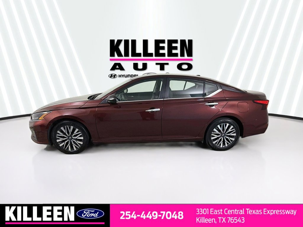 Used 2025 Nissan Altima 2.5 SV FWD image 4