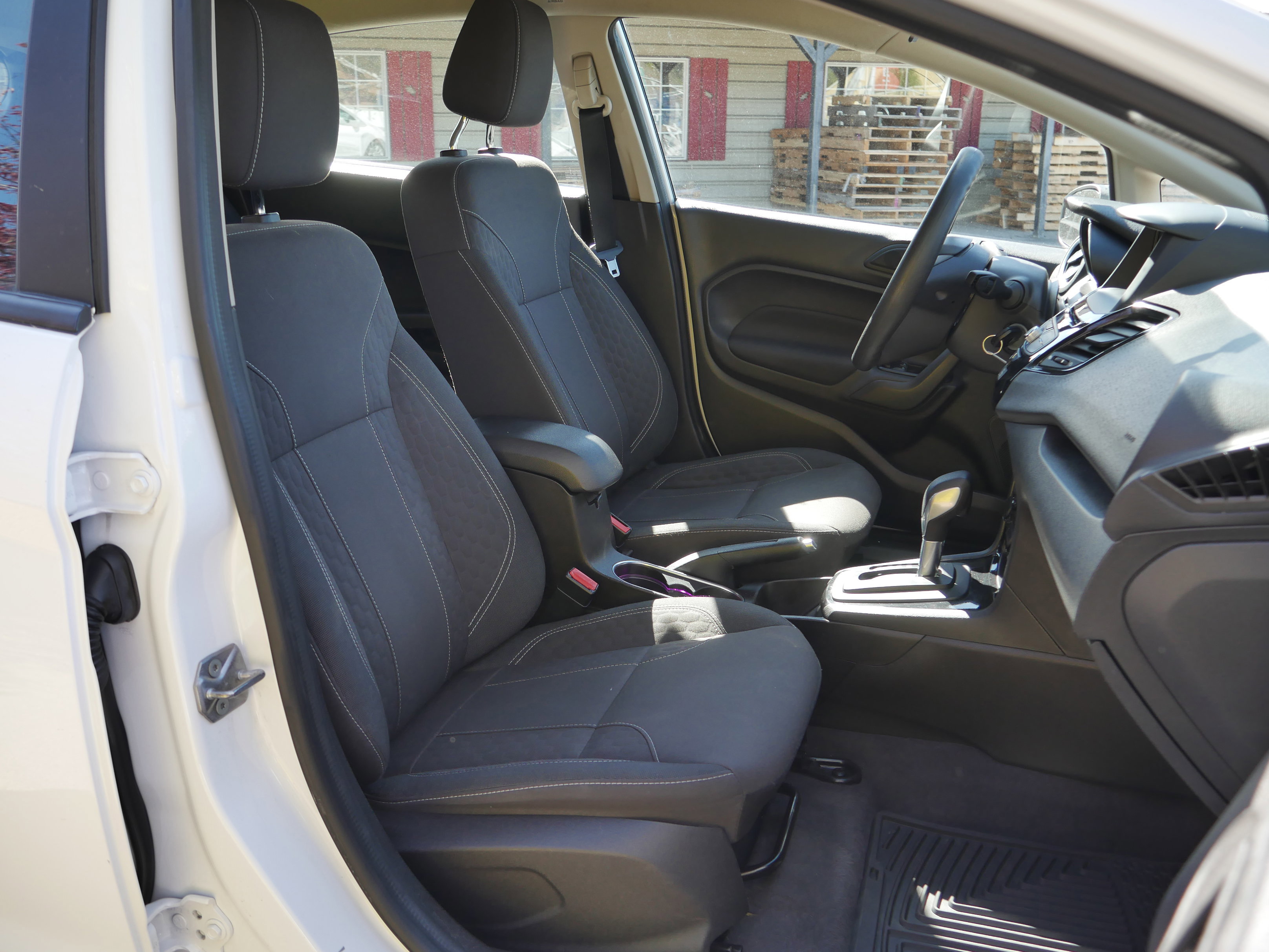 Certified 2019 Ford Fiesta SE w/ Equipment Group 201A FWD image 25