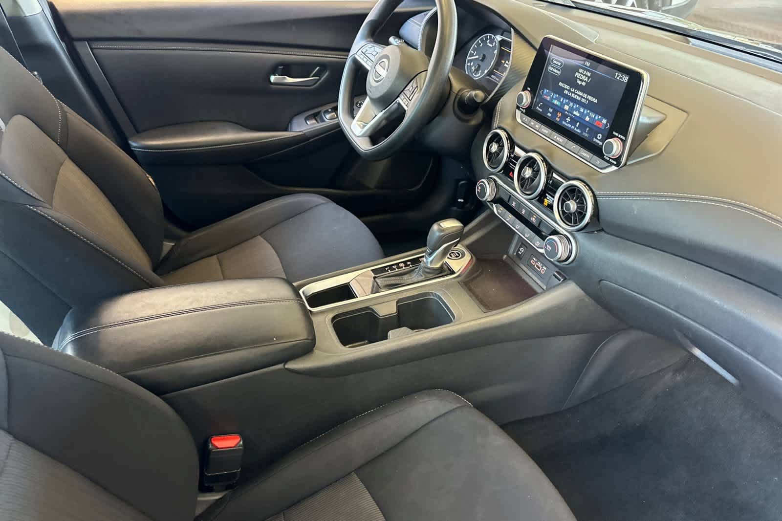 Used 2024 Nissan Sentra SV FWD image 16