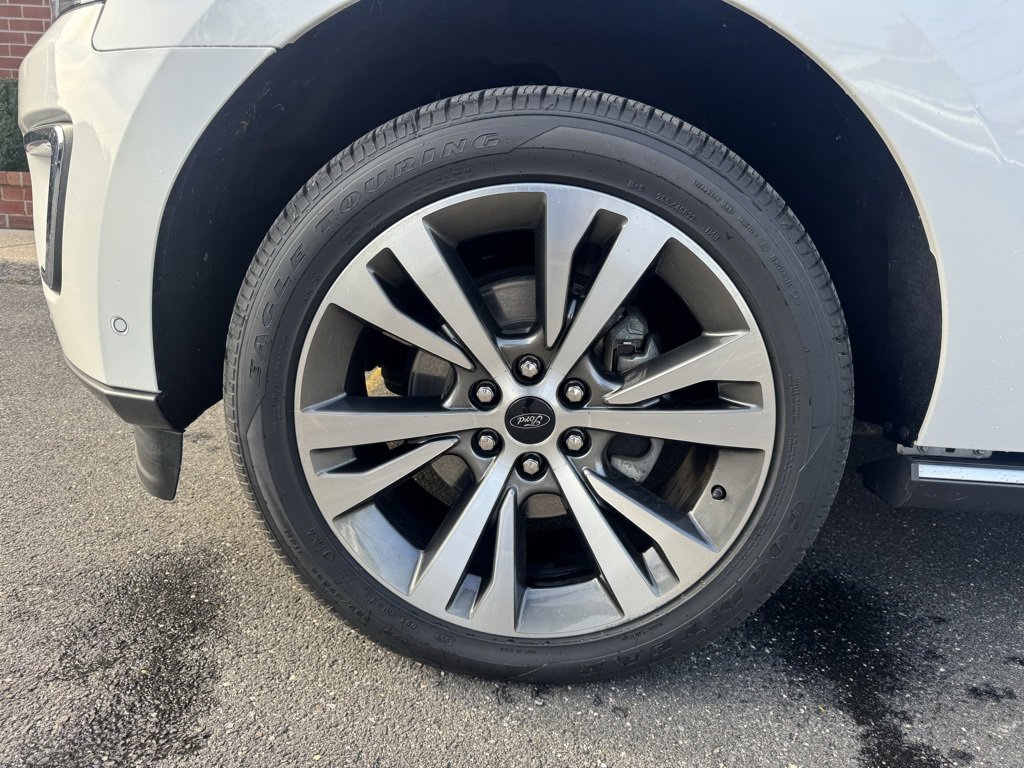 Certified 2021 Ford Expedition Max Limited image 13