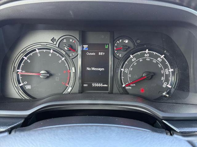 Used 2022 Toyota 4Runner SR5 Premium w/ Moonroof Package AWD/4WD image 16