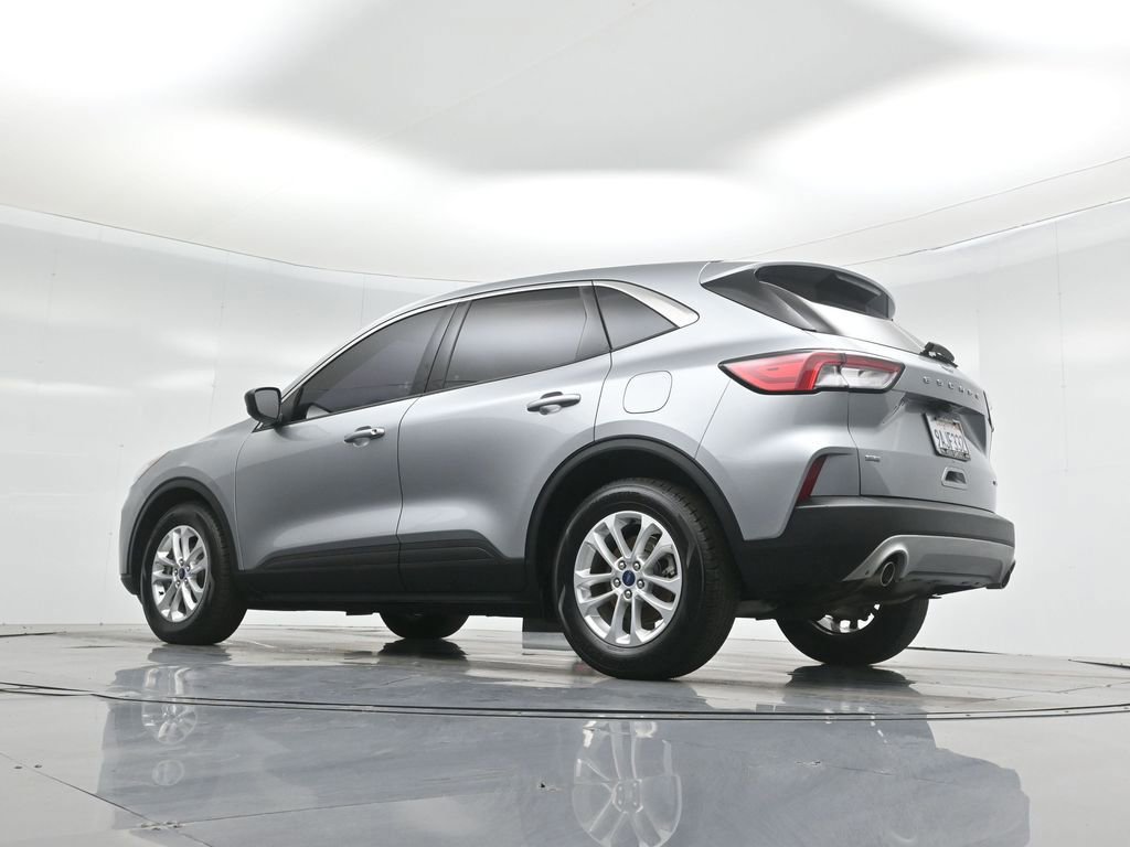 Certified 2022 Ford Escape SE image 19