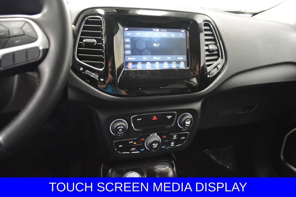 Used 2020 Jeep Compass Latitude AWD/4WD image 12
