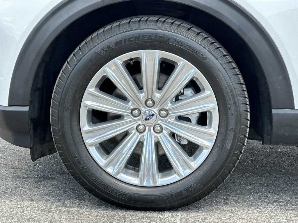 Certified 2020 Ford Explorer Limited w/ Class III Trailer Tow Package AWD/4WD image 26