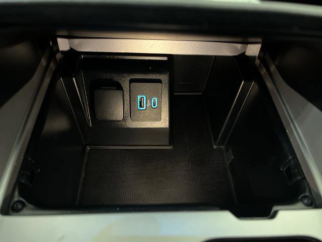 Certified 2020 Ford Explorer ST w/ Premium Technology Package image 25