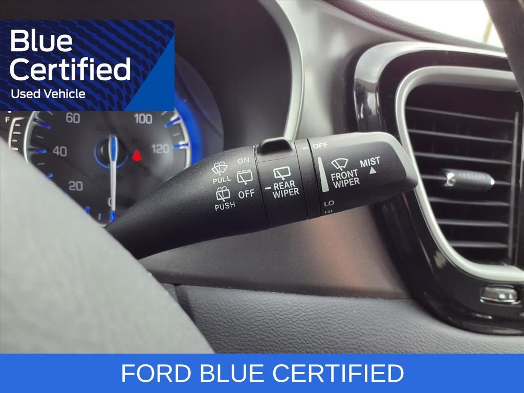 Used 2024 Chrysler Pacifica Touring-L image 19