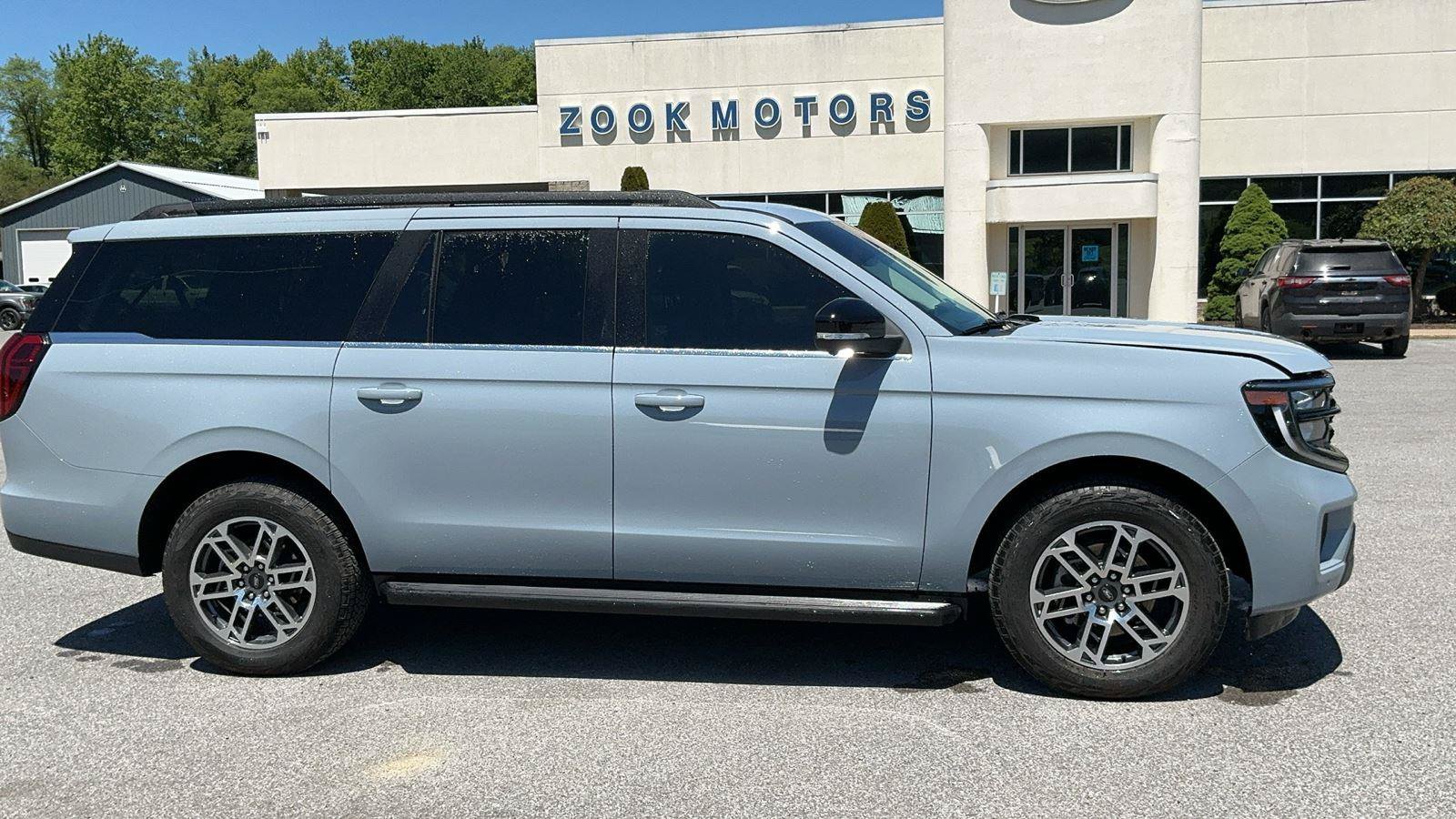 Certified 2026 Ford Expedition Max Active AWD/4WD image 5