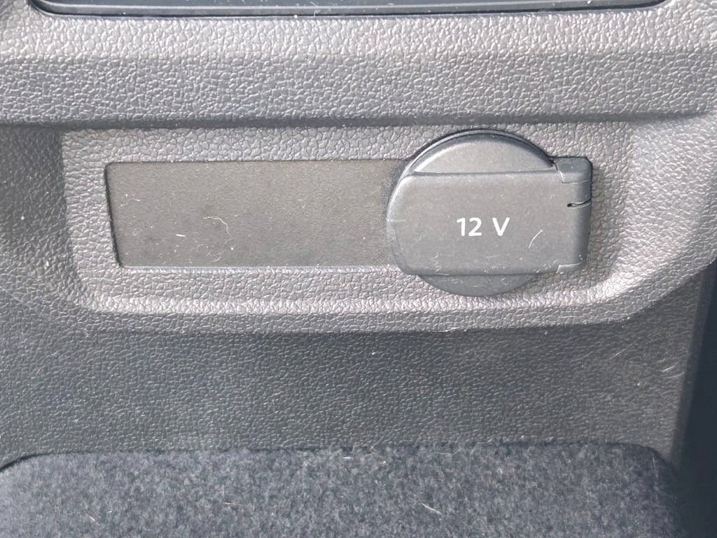 Used 2018 Volkswagen Tiguan S AWD/4WD image 17