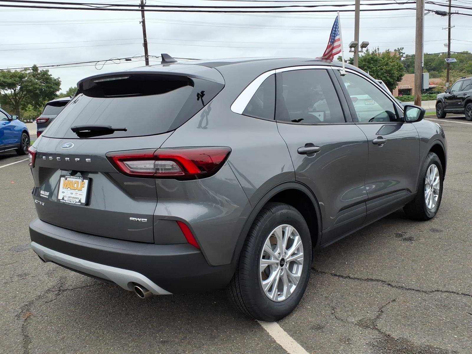Certified 2023 Ford Escape Active AWD/4WD image 6