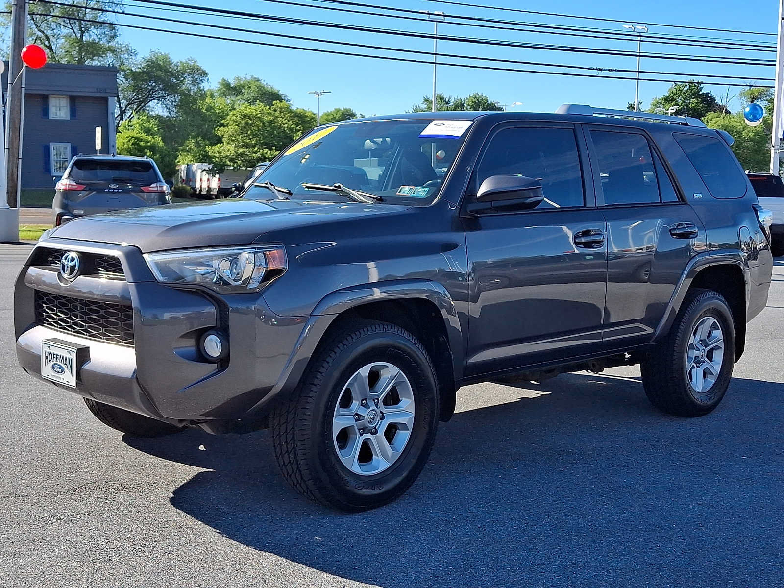 Used 2017 Toyota 4Runner SR5 AWD/4WD image 3