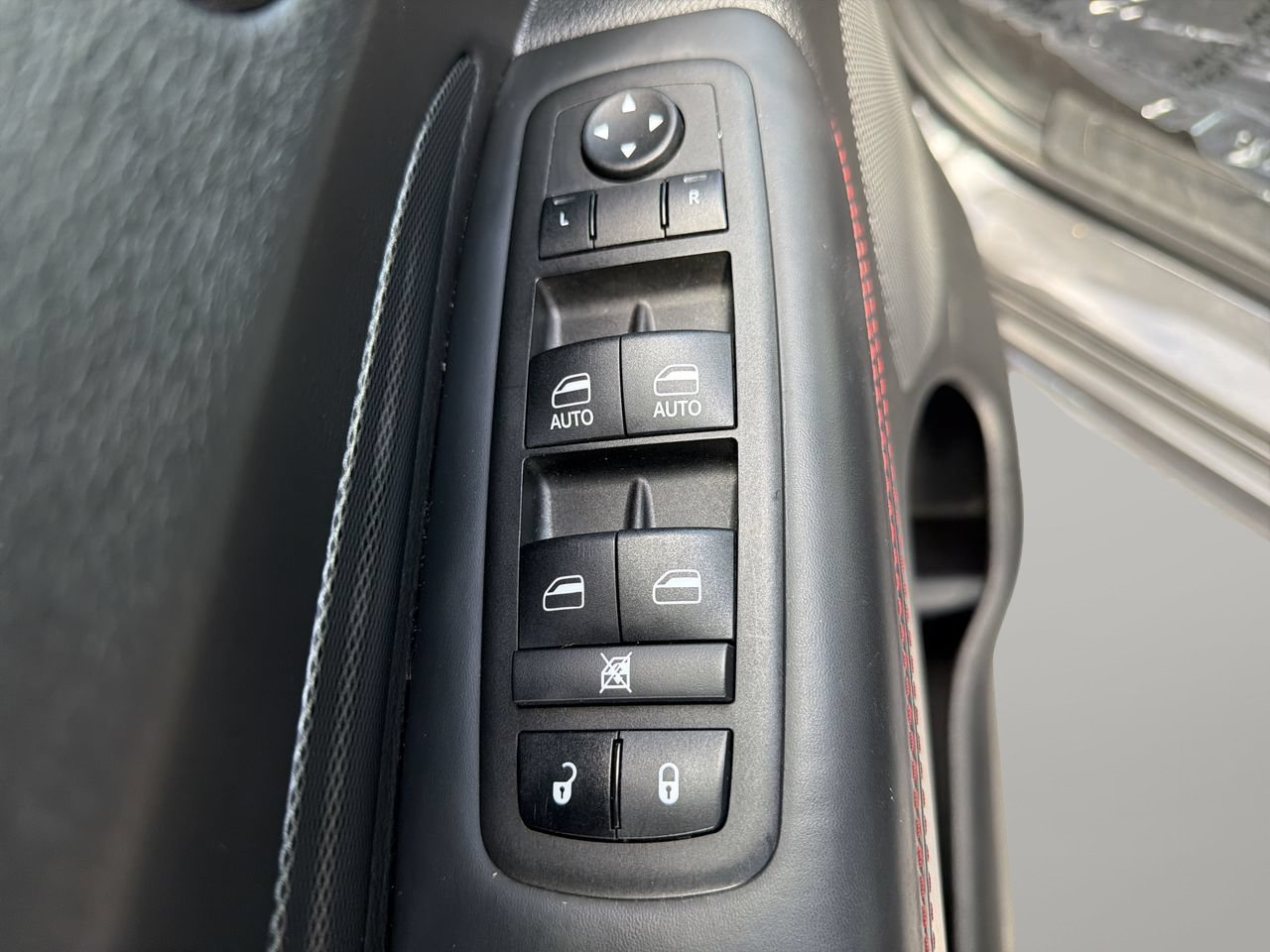 Used 2024 Dodge Durango GT RWD image 19