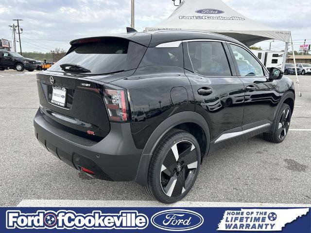 Used 2025 Nissan Kicks SR image 4