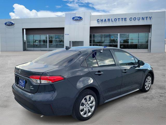Used 2026 Toyota Corolla LE FWD image 5
