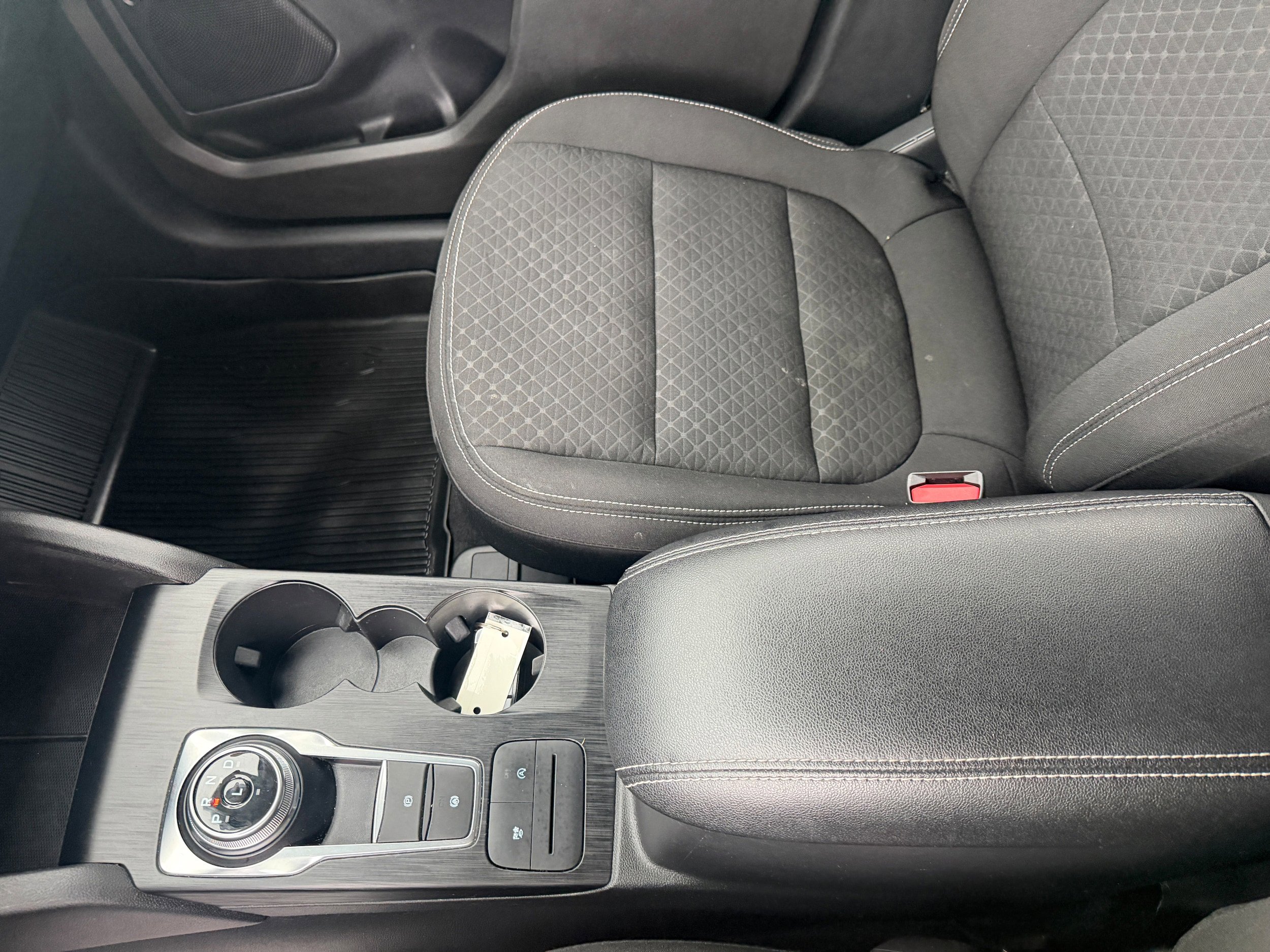 Certified 2024 Ford Escape Active AWD/4WD image 27