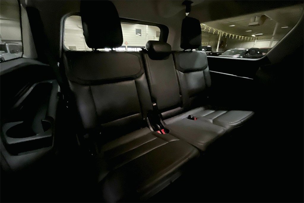 Certified 2025 Ford Expedition Max Active image 27