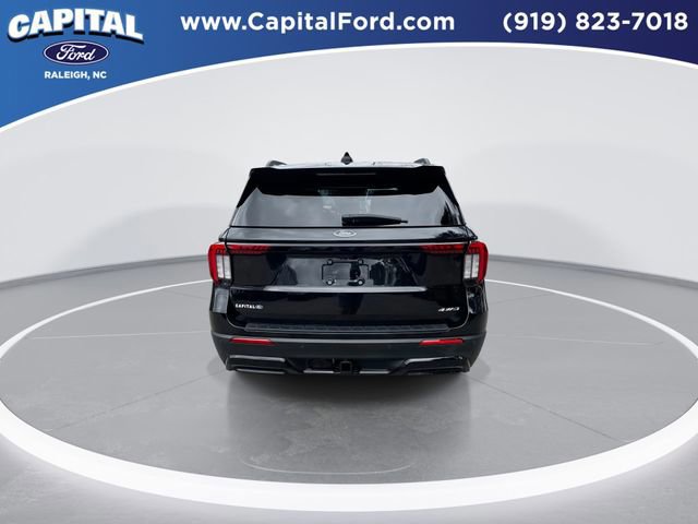 Certified 2025 Ford Explorer ST-Line w/ Premium Package image 5