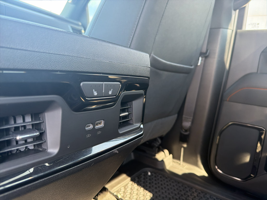 Used 2024 GMC Sierra 2500 AT4 w/ AT4 Premium Plus Package AWD/4WD image 24