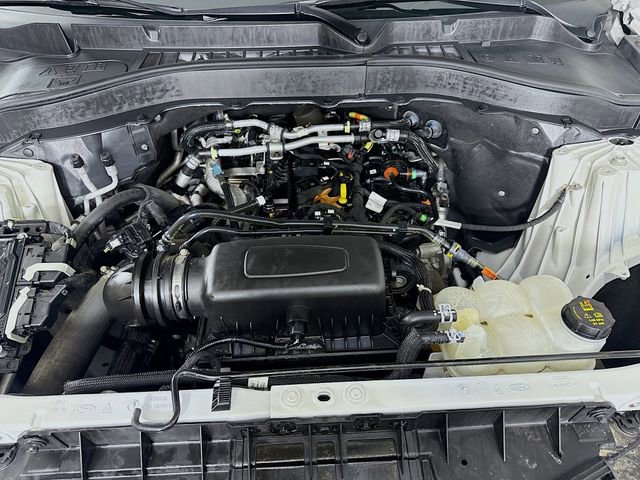 Certified 2021 Ford Explorer XLT image 30