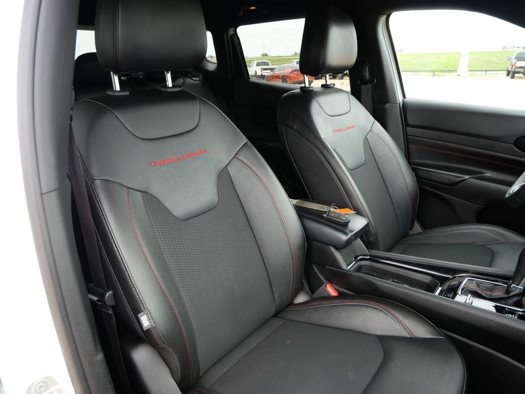 Used 2024 Jeep Compass Trailhawk image 24