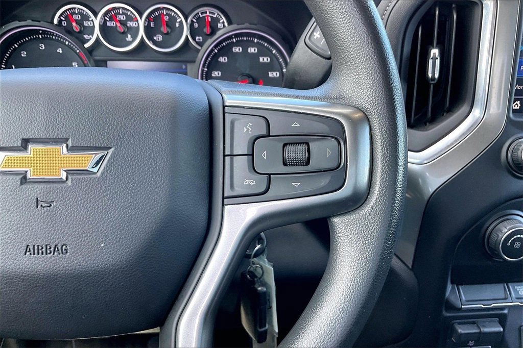 Used 2021 Chevrolet Silverado 2500 LT w/ Z71 Off-Road Package image 11