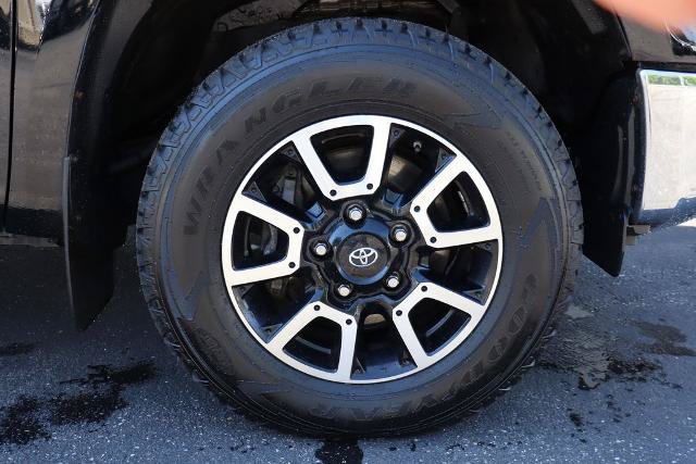Used 2021 Toyota Tundra SR5 w/ TRD Off-Road Package AWD/4WD image 10