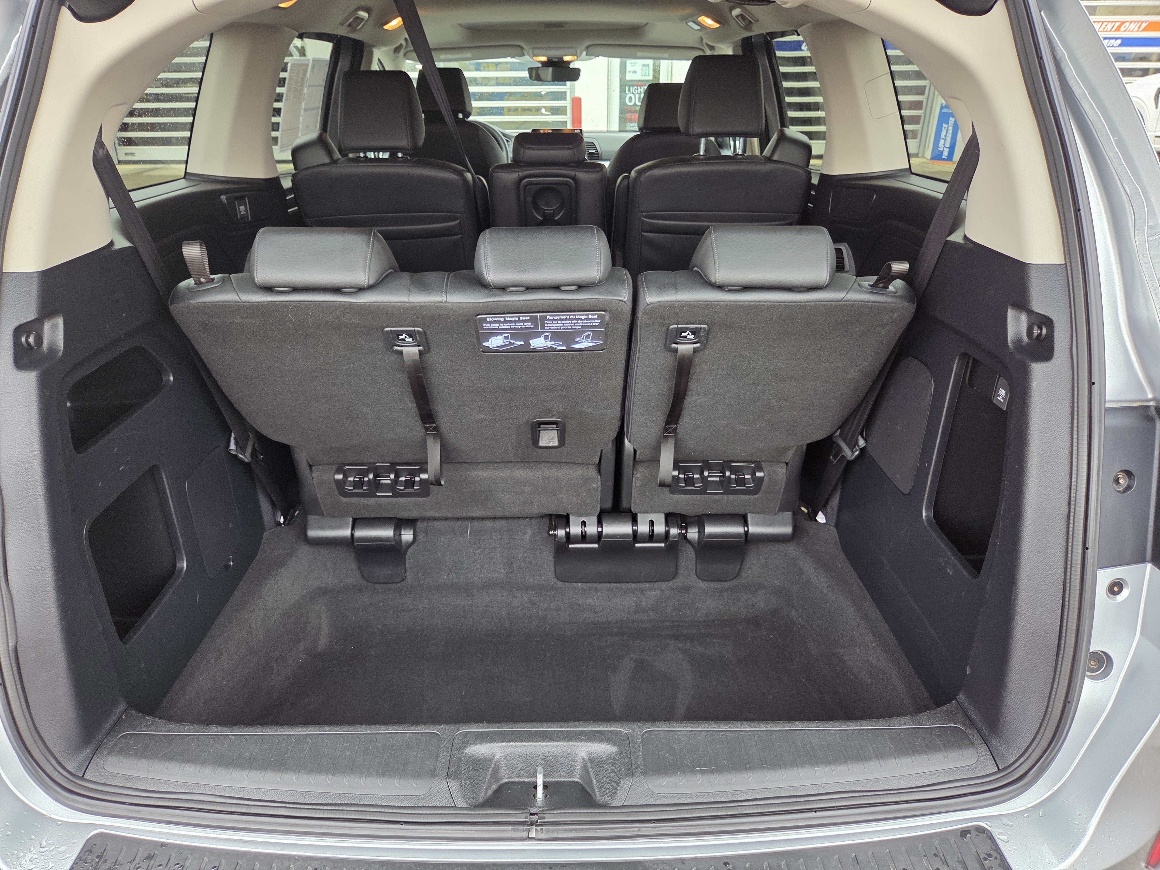 Used 2025 Honda Odyssey EX-L image 12