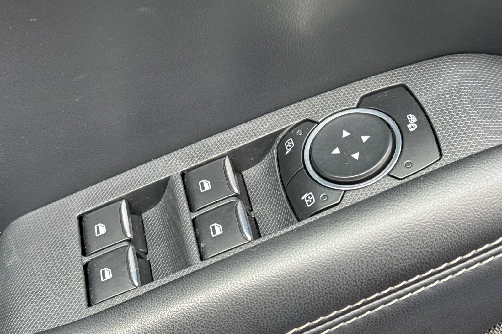 Certified 2023 Ford Mustang Mach-E Select RWD image 17
