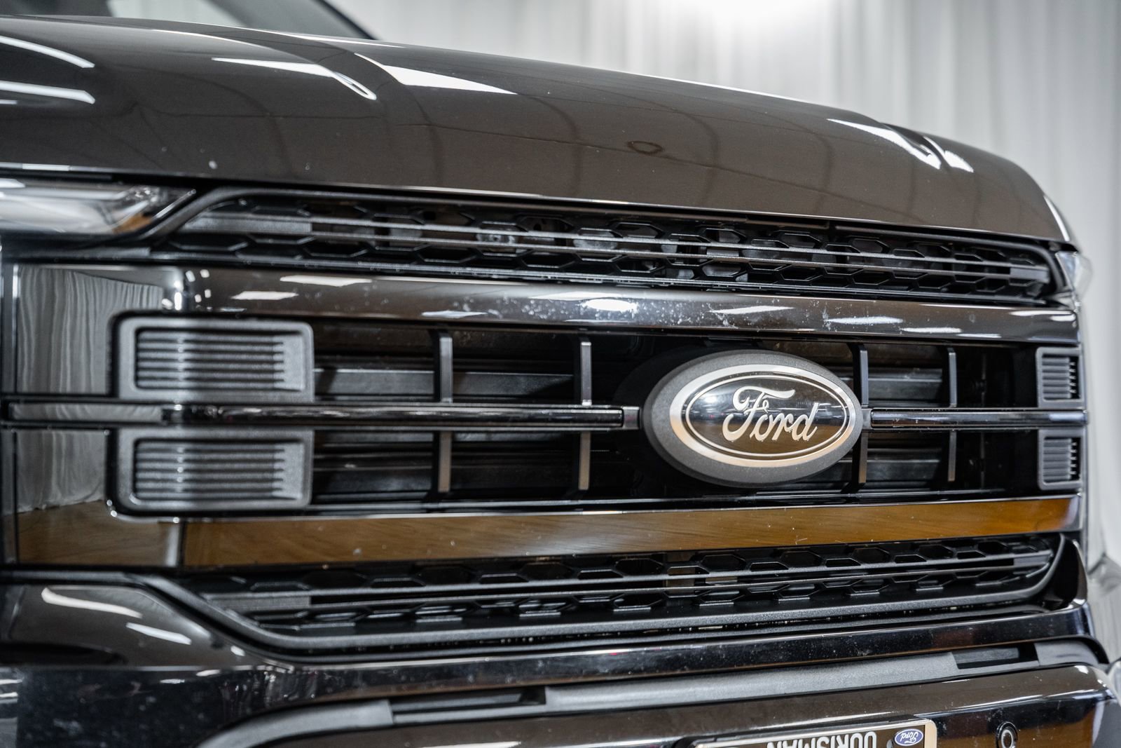 Certified 2023 Ford F150 Lariat w/ Equipment Group 502A High image 7