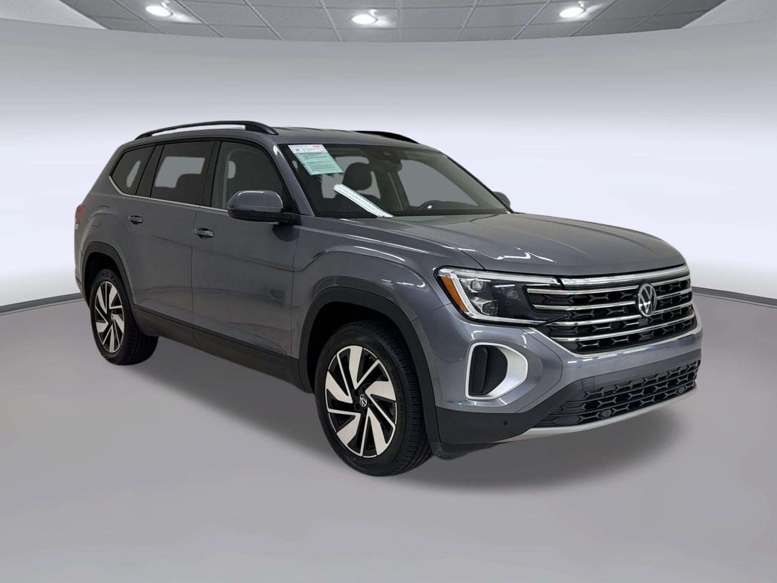 Used 2025 Volkswagen Atlas SE FWD image 7