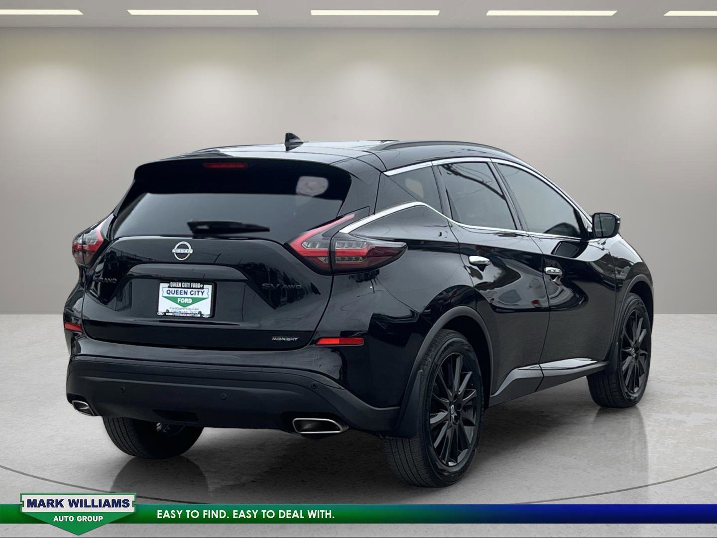 Used 2023 Nissan Murano SV w/ SV Midnight Edition Package image 3