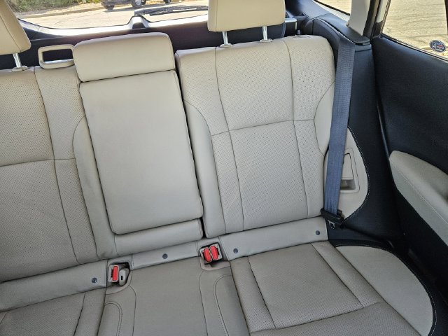 Used 2022 Subaru Outback Limited AWD/4WD image 17