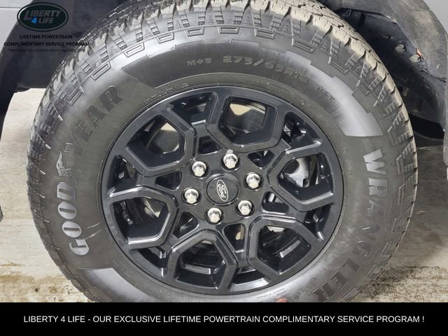 Certified 2022 Ford F150 XLT w/ Equipment Group 302A High image 10