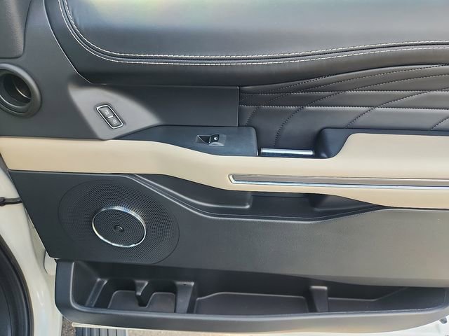 Certified 2023 Ford Expedition Max Platinum AWD/4WD image 35