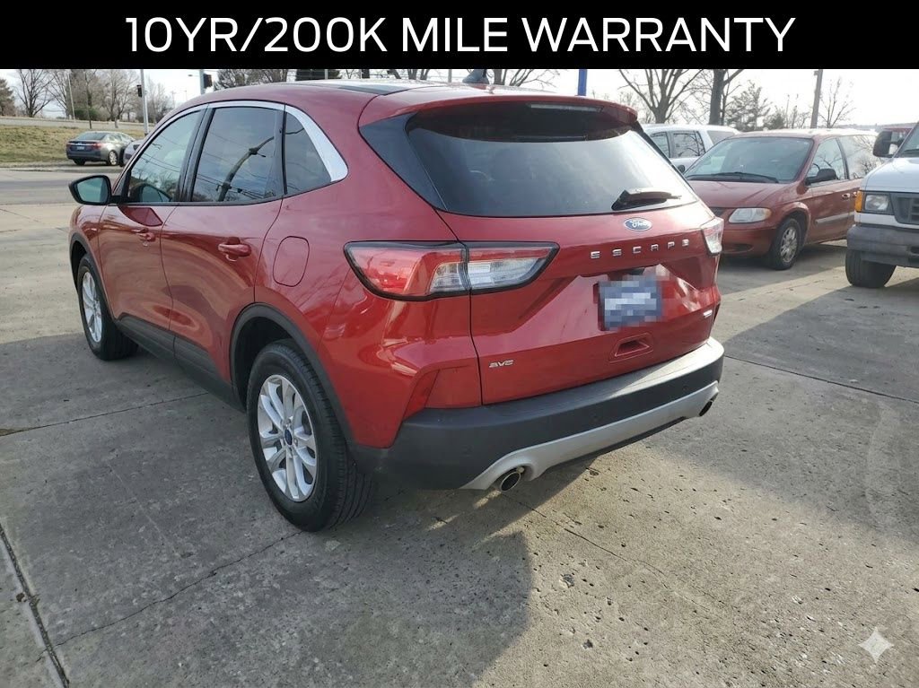 Certified 2020 Ford Escape SE image 4