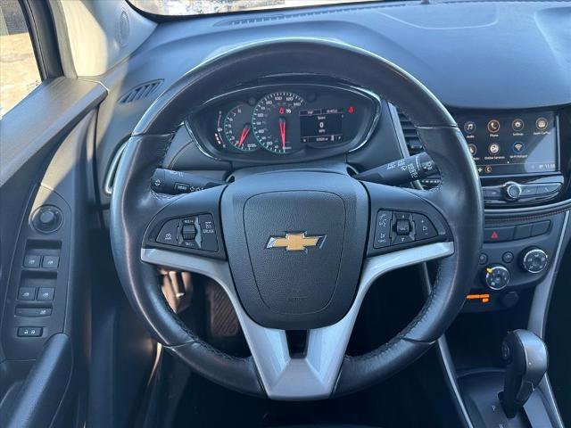 Used 2018 Chevrolet Trax LT w/ LT Convenience Package image 10