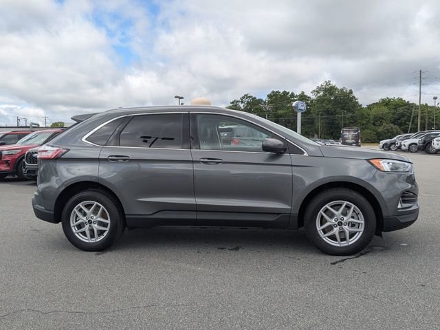 Certified 2024 Ford Edge SEL w/ Convenience Package AWD/4WD image 2