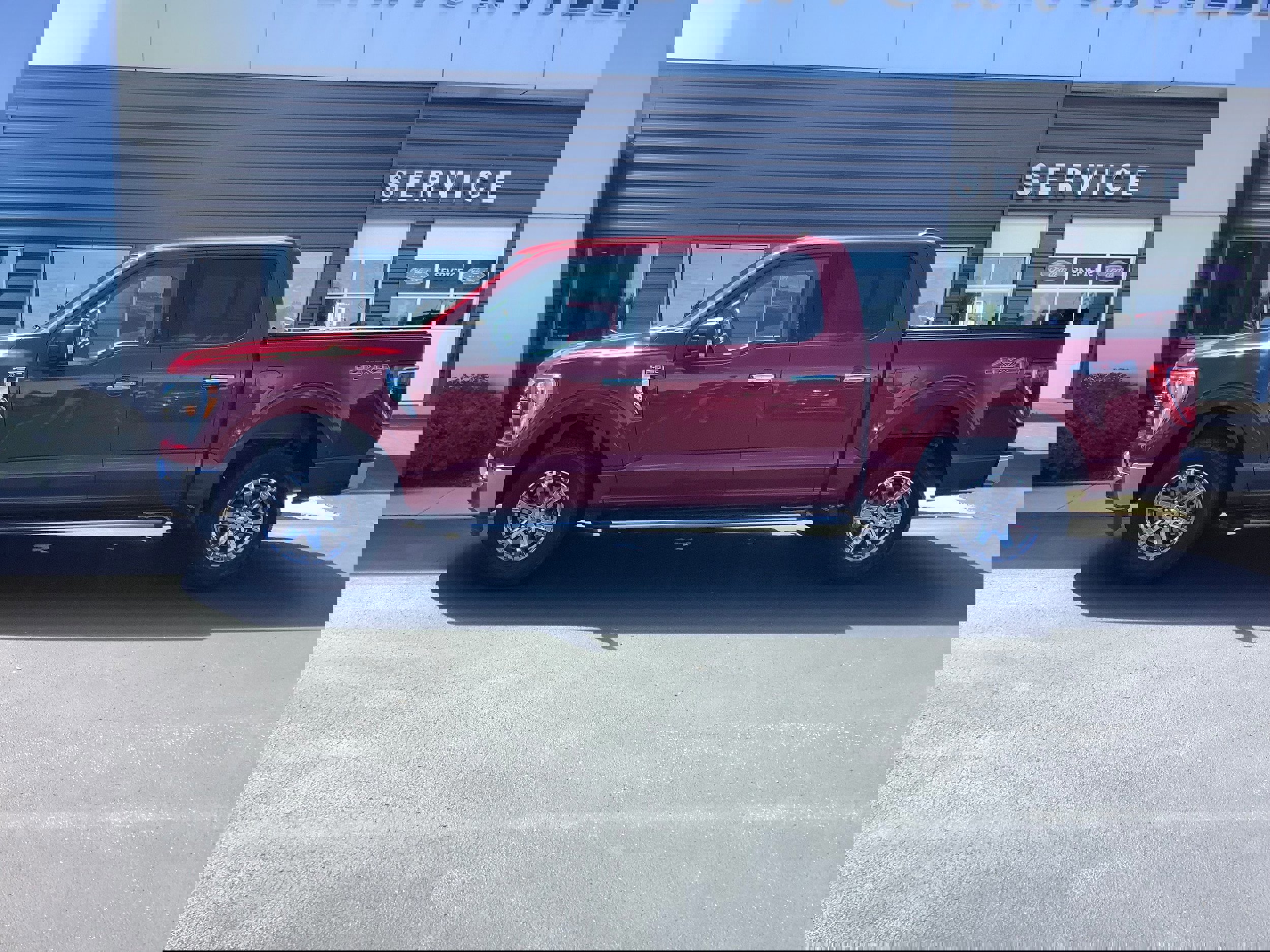 Certified 2022 Ford F150 XLT w/ Equipment Group 302A High image 2