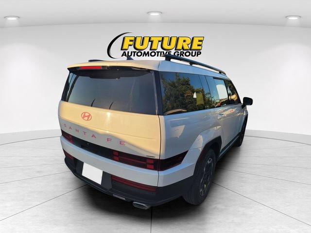 Used 2025 Hyundai Santa Fe SEL AWD/4WD image 3