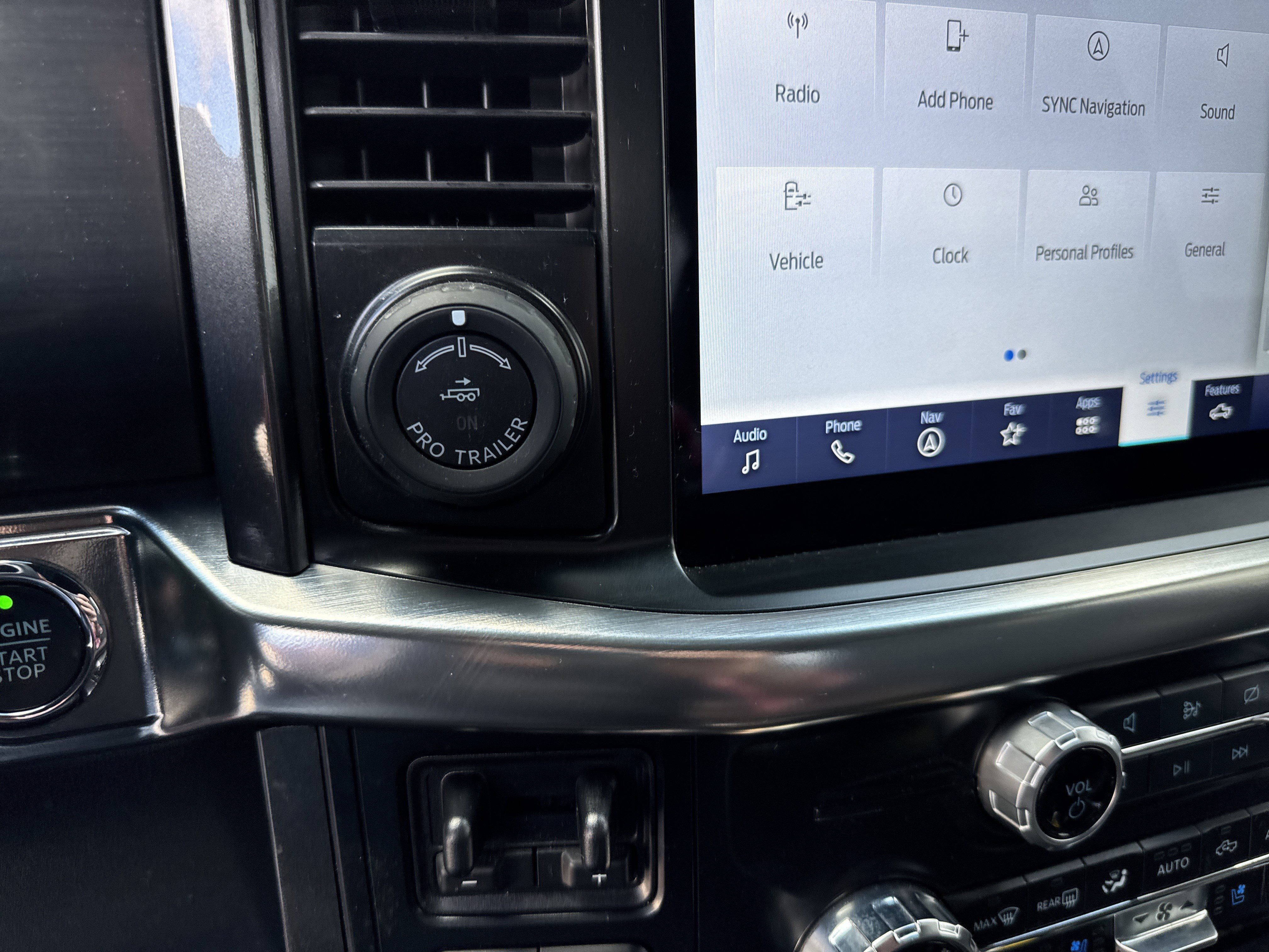 Certified 2023 Ford F150 Lariat w/ Equipment Group 502A High image 44