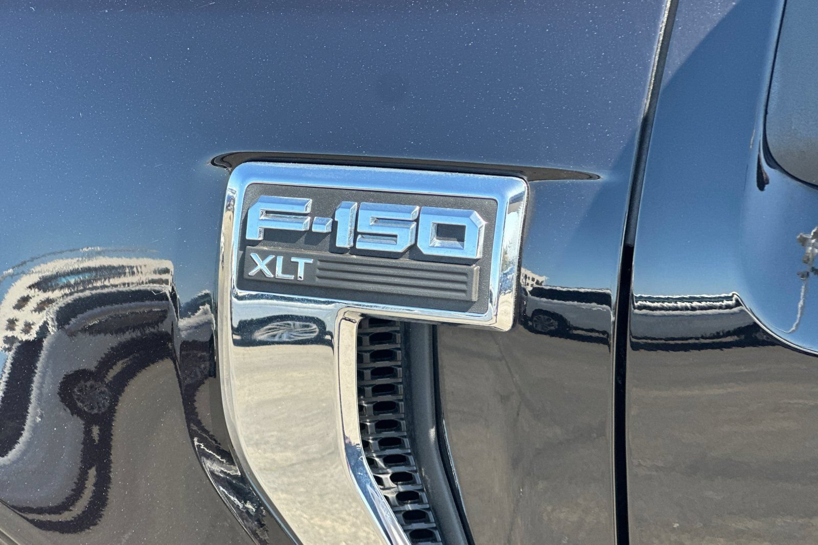 Certified 2025 Ford F150 XLT w/ Equipment Group 301A Standard AWD/4WD image 24