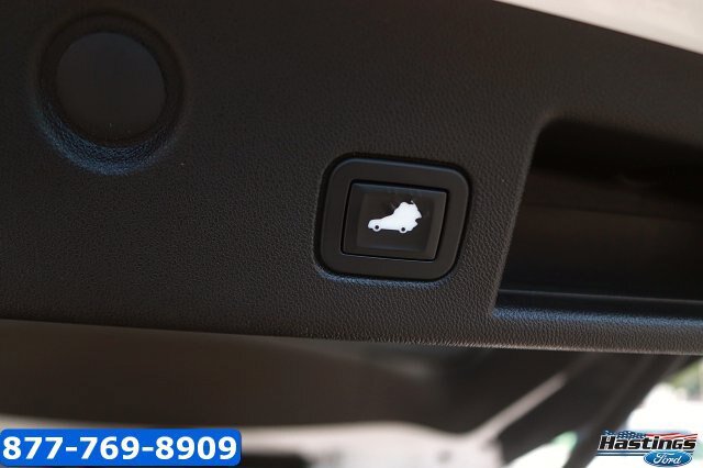 Used 2018 Chevrolet Equinox Premier AWD/4WD image 16