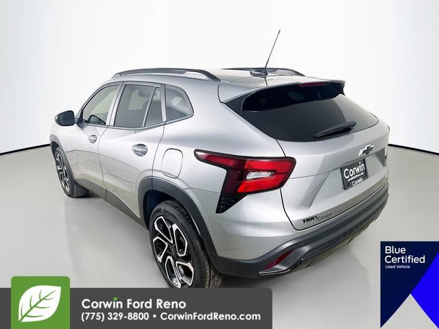 Used 2025 Chevrolet Trax RS w/ Driver Confidence Package FWD image 5