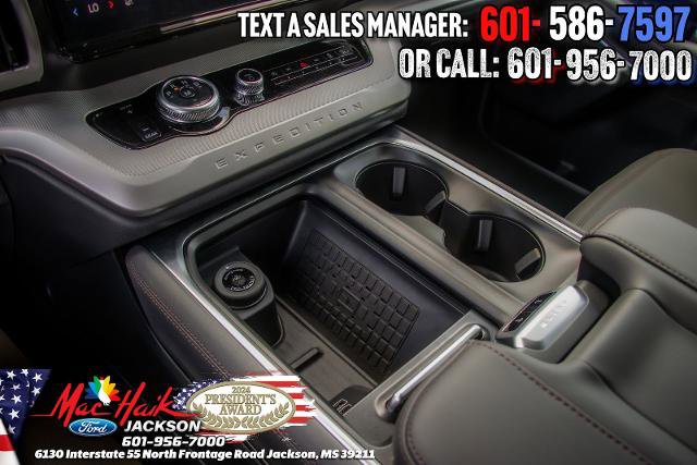 Certified 2025 Ford Expedition Active AWD/4WD image 18
