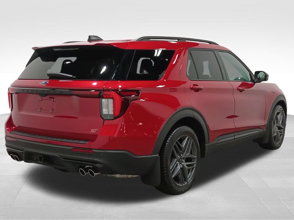 Certified 2025 Ford Explorer ST AWD/4WD image 3