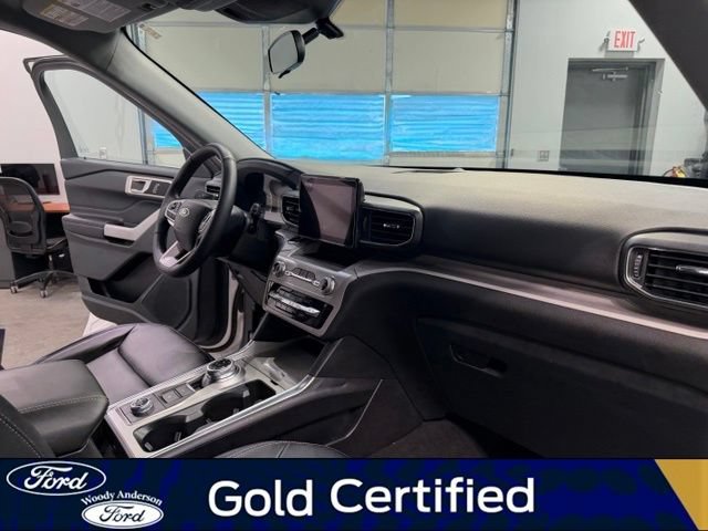 Certified 2023 Ford Explorer XLT w/ Equipment Group 202A AWD/4WD image 27