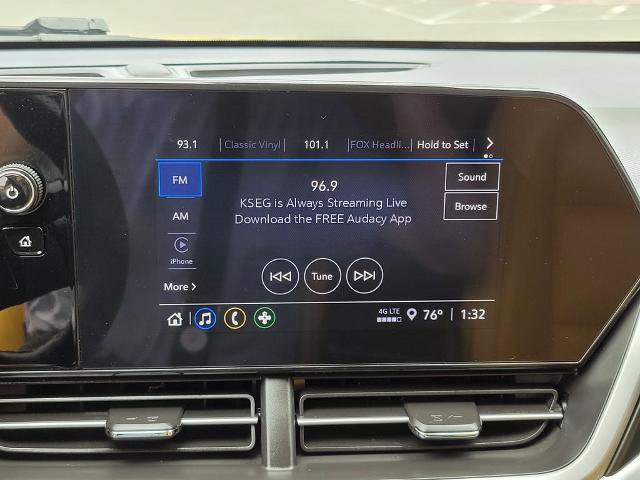 Used 2024 Chevrolet Trax RS w/ Driver Confidence Package FWD image 17