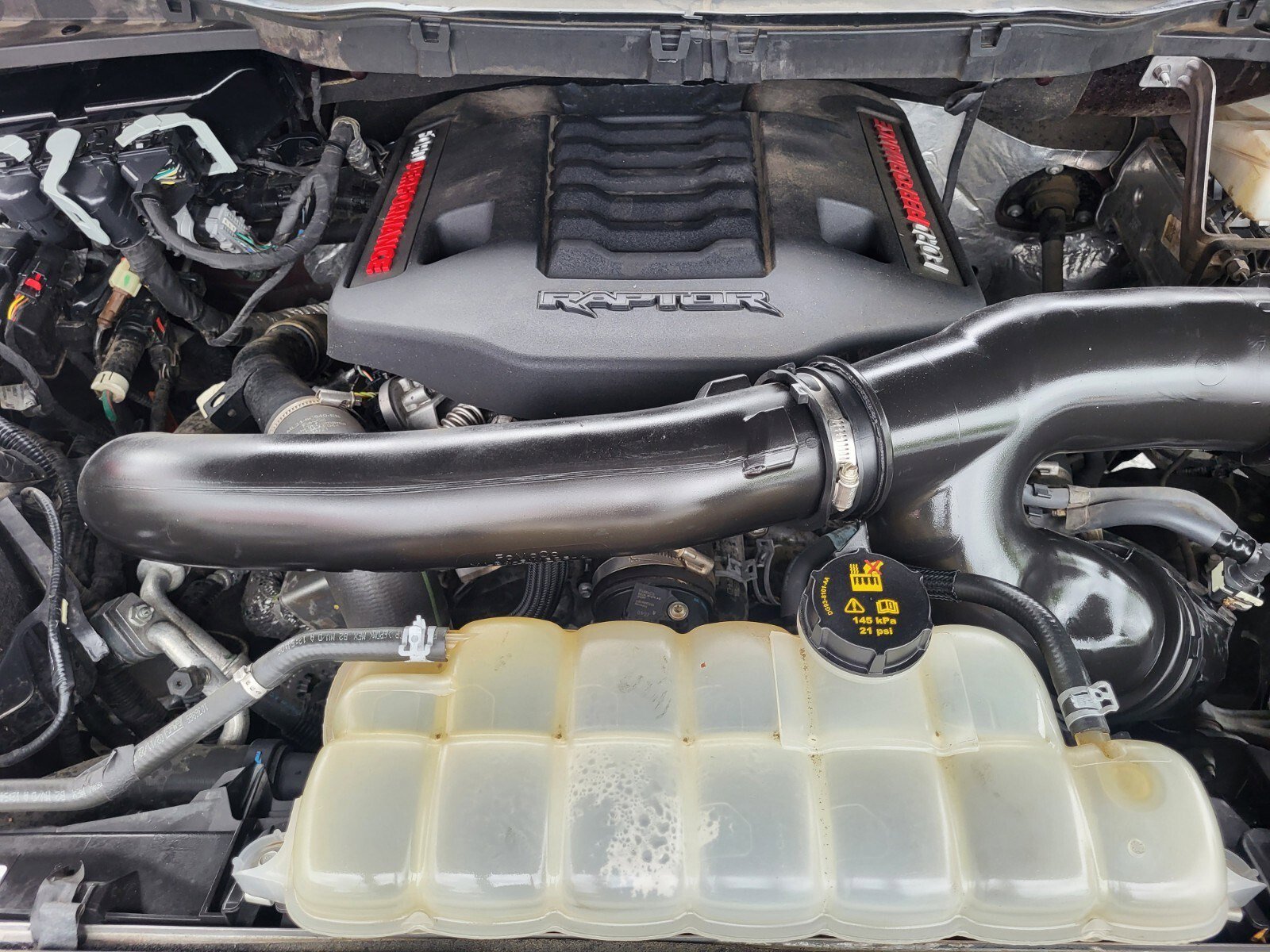 Certified 2022 Ford F150 Raptor w/ Raptor 37 Performance Package image 33