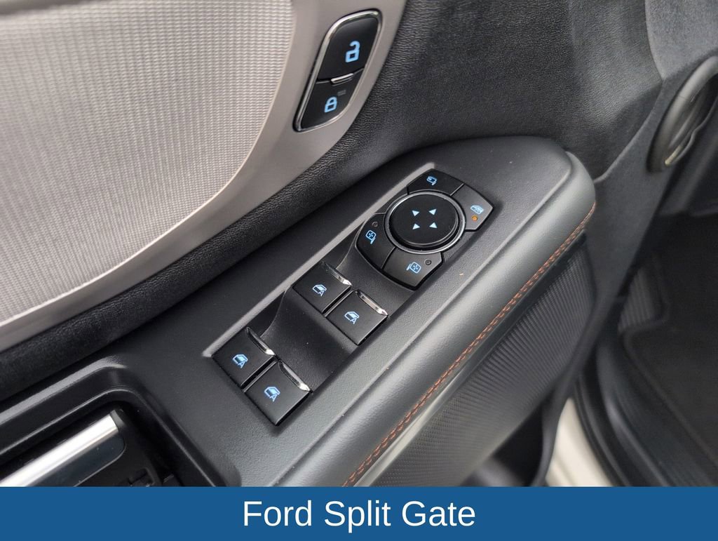 Certified 2025 Ford Expedition Active AWD/4WD image 35