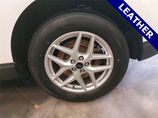 Certified 2024 Ford Edge SEL image 31