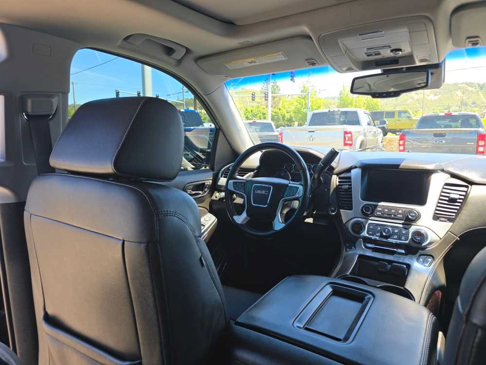 Used 2020 GMC Yukon SLT w/ Open Road Package AWD/4WD image 10